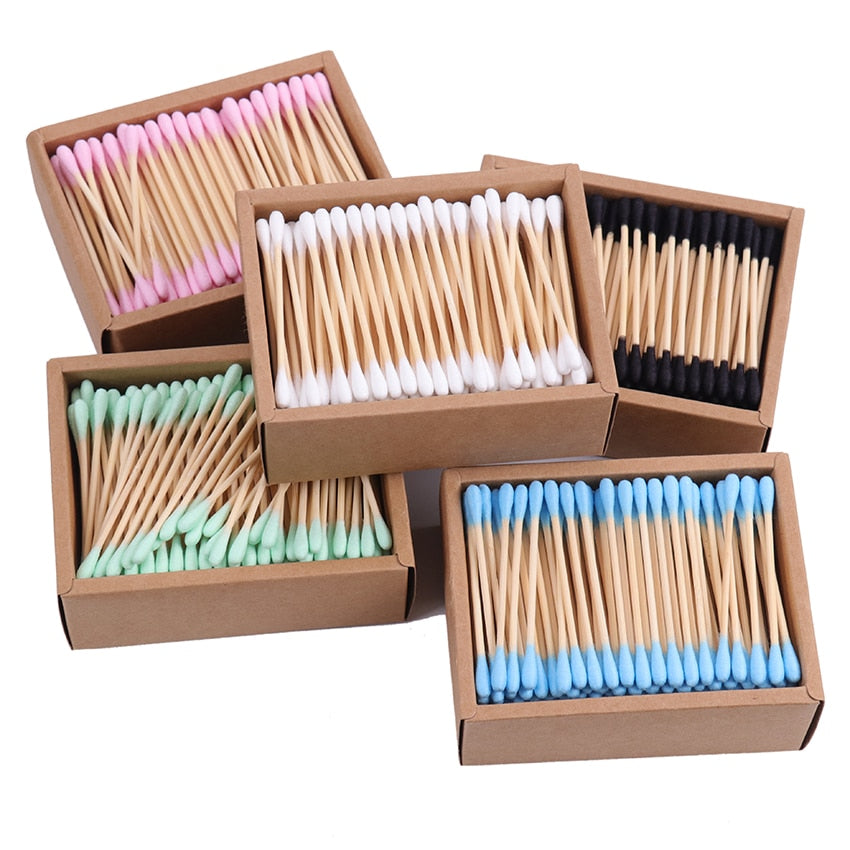 200 Bamboo Cotton Swabs – Eco-Friendly Double-Headed Buds for Beauty & Everyday Care