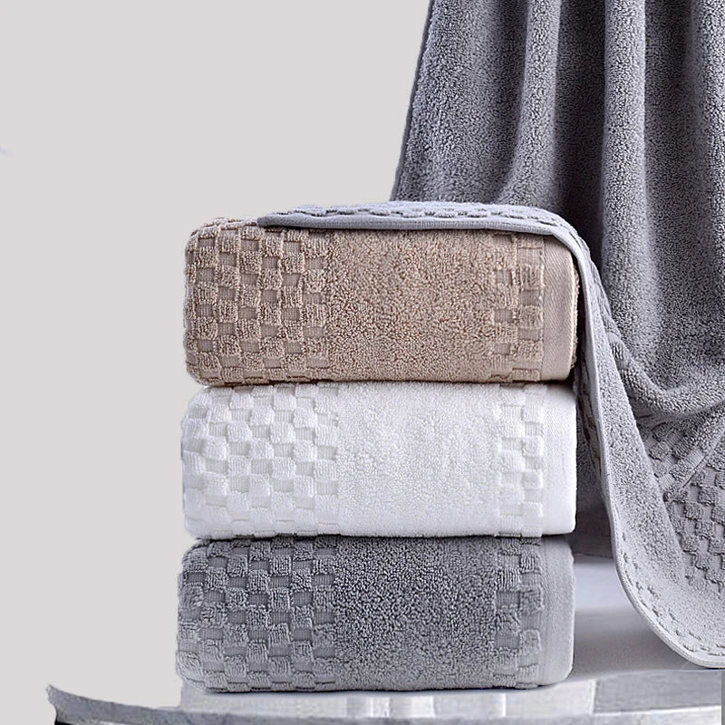 Bamboo Charcoal Coral Velvet Bath Towel – Ultra-Soft & Eco-Friendly