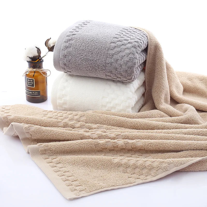 Bamboo Charcoal Coral Velvet Bath Towel – Ultra-Soft & Eco-Friendly