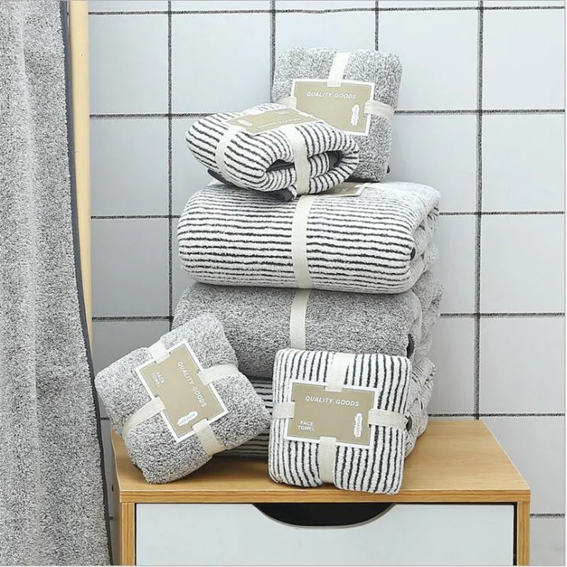 Soft Bamboo Charcoal Coral Velvet Bath Towel – Ultra-Absorbent & Eco-Friendly